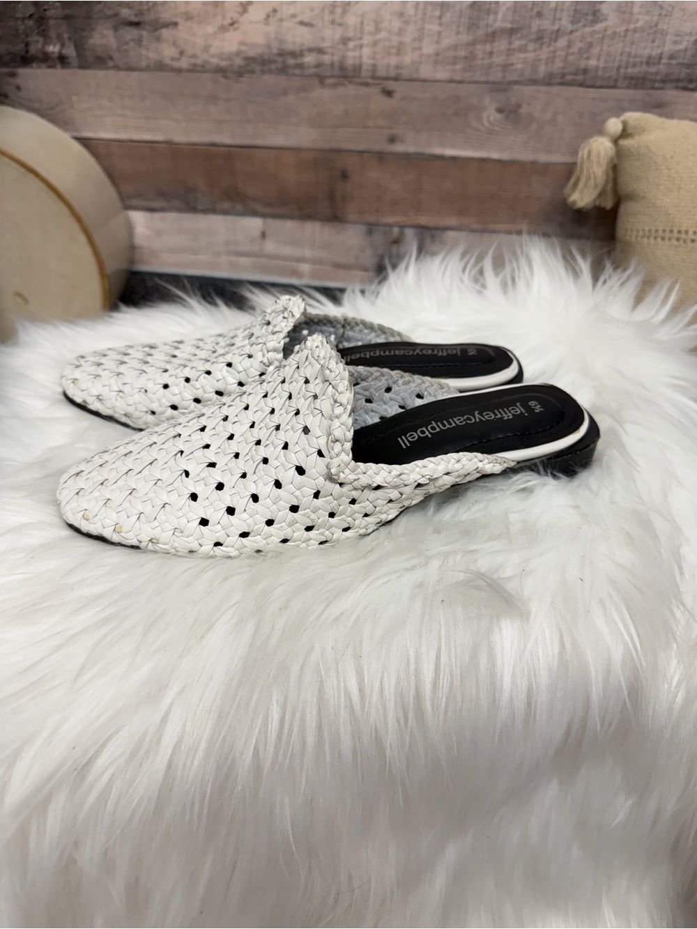 Jeffrey Campbell White Woven Slip-On Mules 6 1/2 - Picture 5 of 5